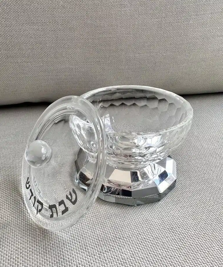 5d5c65f5-2f03-48d4-aeb7-c1a5952df86e