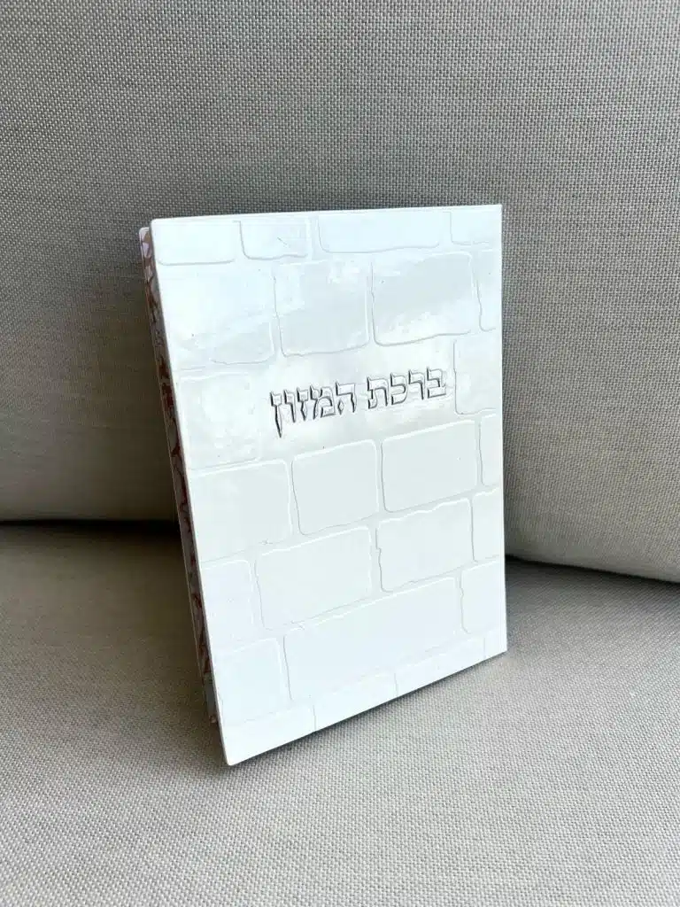 7ee27339-4589-4d52-aae6-8e7c3f2d856c