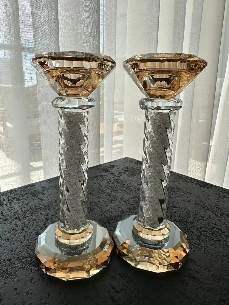 63e03008-2c0a-400e-af4c-2366191bb24b