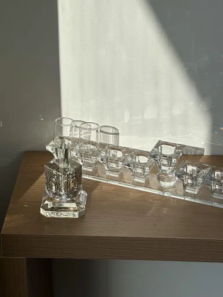 סביבון קריסטל מהודר בעיצוב יוקרתי - לשולחן חג החנוכה