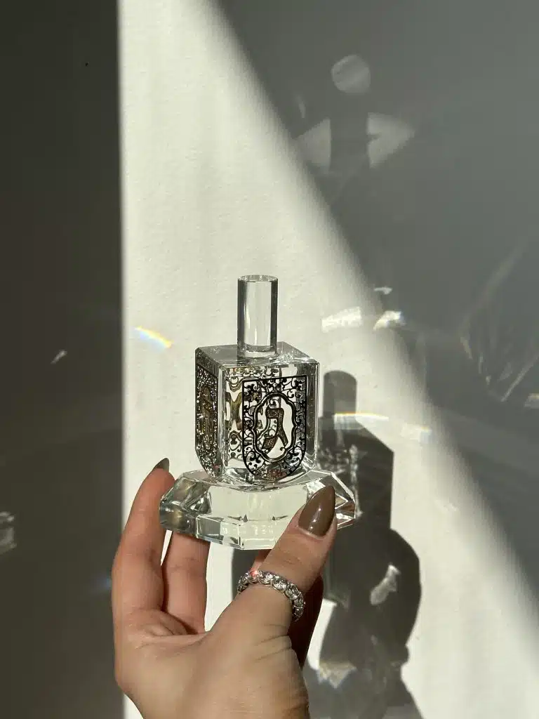 סביבון קריסטל מהודר בעיצוב יוקרתי - לשולחן חג החנוכה