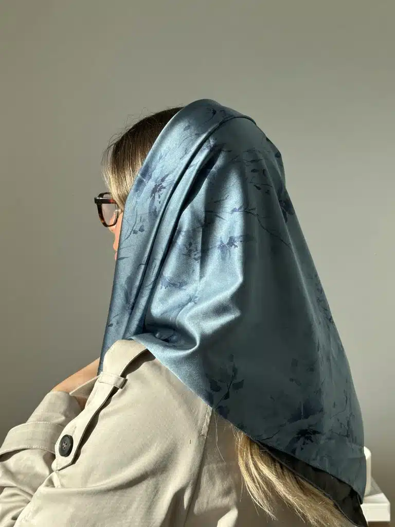 כיסוי ראש לנשים – מטפחת אלגנטית בעיצוב חדשני מבית שלוה בארמונותיך